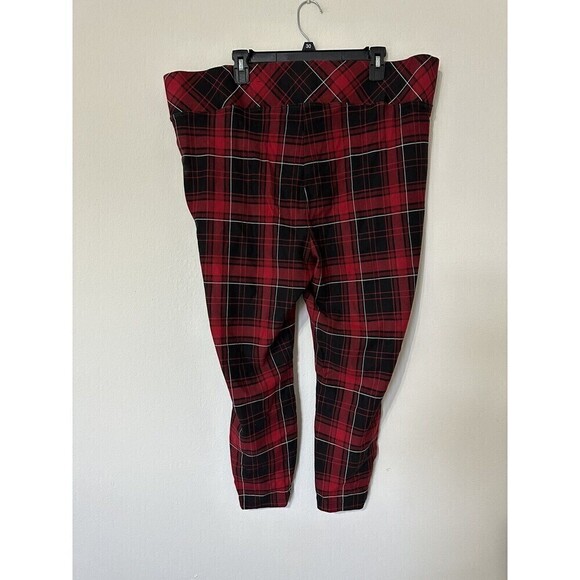 Torrid Womans Sz 4R Premium Ponte Red Plaid Pixie Pants Comfort NWOT - Picture 6 of 12